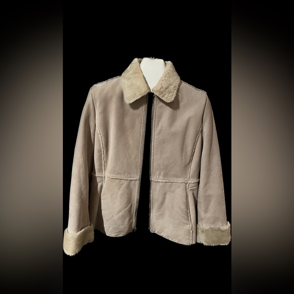 Genuine leather Guess jacket - Picture 2 of 9